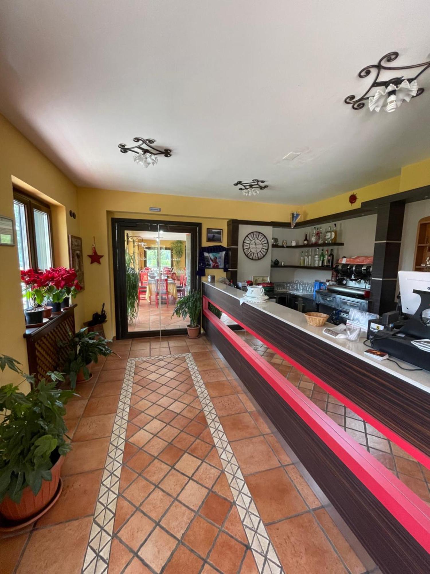 Hotel Fd Lorichella à Lorica Extérieur photo